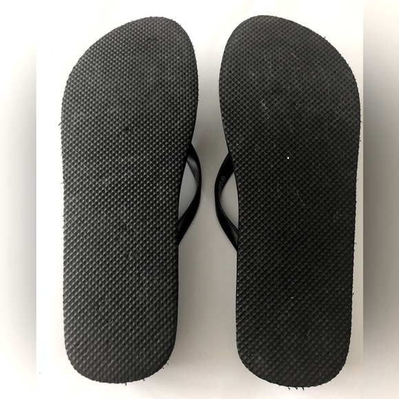Xhilaration Wedge Flip Flops in Black Color Women’s Size 10 - Picture 3 of 5